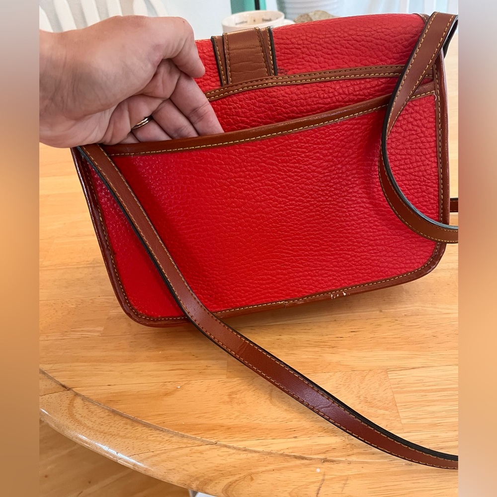 Red Handbag - Picture 6 of 6